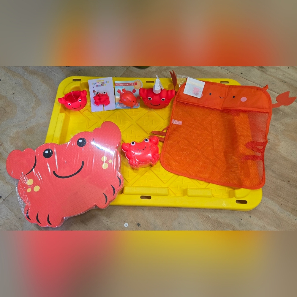 Target Crab Bath Toy Set - Red and Orange